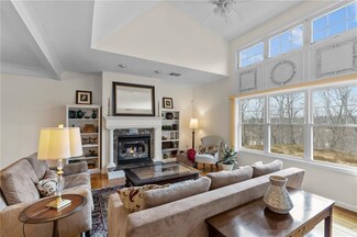 500 Mendon Rd Unit 408, Cumberland, RI 02864