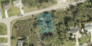 675 Wentworth Dr, Lehigh Acres, FL 33972