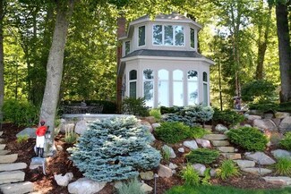 2745 Elmwood Dr, Pierson, MI 49339