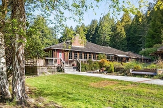 269 Lindholm Ln, Bayside, CA 95524