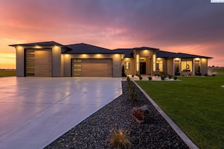 8216 Trellis Ct, Pasco, WA 99301