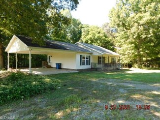 158 Shaw St, Staley, NC 27355