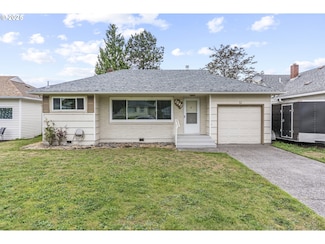 1041 19th Ave, Longview, WA 98632