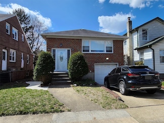 132A Hawthorne Ave, Floral Park, NY 11001