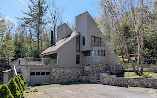 5 Jacob Strasse Rd, Windham, NY 12496