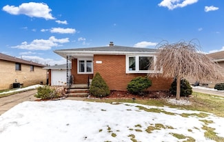 91 Ceil Dr, Buffalo, NY 14227