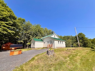 3781 County Route 17, Williamstown, NY 13493