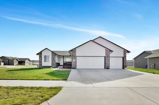225 E Ripley Ct, Derby, KS 67037