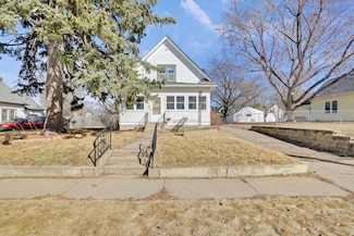 147 Haskell St E, Saint Paul, MN 55118