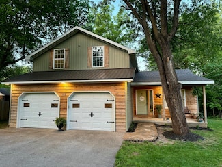 408 S Main St, Willard, MO 65781