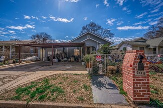 204 E Avalon Ave, Longview, TX 75602