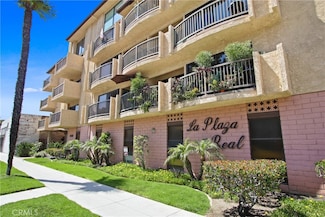 2015 E Broadway Unit 204, Long Beach, CA 90803