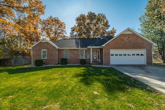 102 Point Dr, Tullahoma, TN 37388