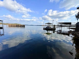 491 Midlake Dr S, Hemphill, TX 75948