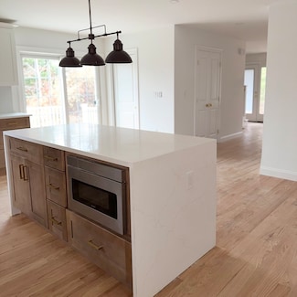 580 Broad St Unit 2, Bridgewater, MA 02324