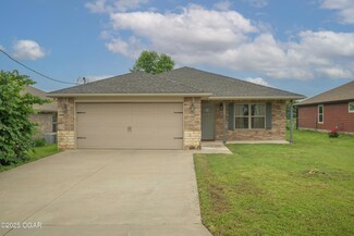 1704 Texas Ave, Joplin, MO 64804