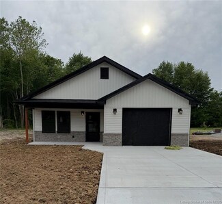 1170 S Riley Dr, Scottsburg, IN 47170