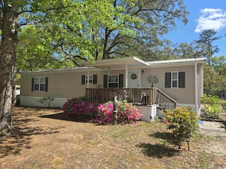 512 Porter Dr, Murrells Inlet, SC 29576