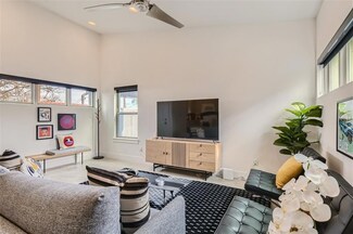 2012 Willow St Unit B, Austin, TX 78702