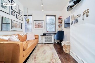 226 W 13th St Unit 6, New York, NY 10011