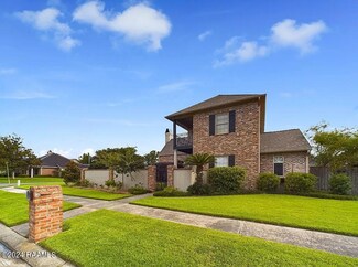 101 Edinburgh Dr, Lafayette, LA 70508