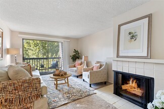 611 SW 5th Ct Unit A304, Renton, WA 98057