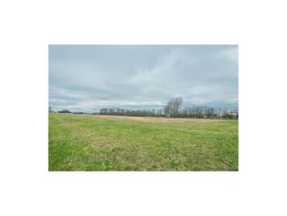 20750 Walmer Rd, Bucyrus, KS 66013