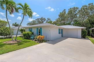 5 Rivard Rd Unit 22, Naples, FL 34112