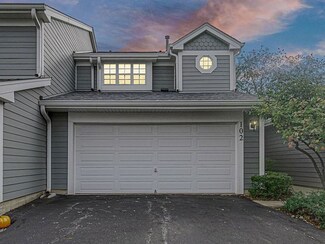 102 Sarahs Grove Ln, Schaumburg, IL 60193