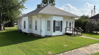 306 W Plum St, Percy, IL 62272