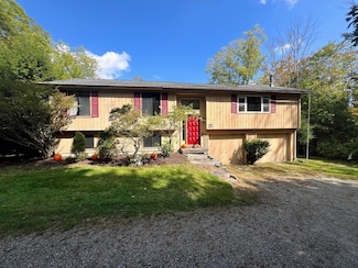 21 School St, Boylston, MA 01505