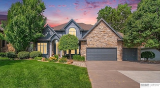 816 S 180th Ave, Elkhorn, NE 68022