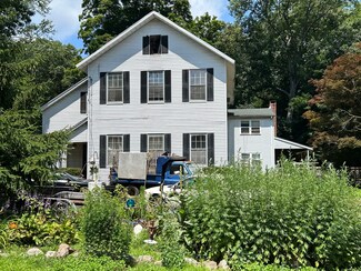 92 W Bridge St, Deep River, CT 06417