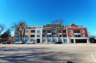 1202 Waukegan Rd Unit 404, Glenview, IL 60025