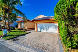 11611 SW 10th Ct, Pembroke Pines, FL 33025