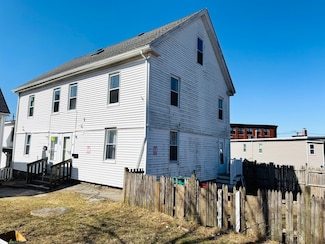 712 Lawrence St, Lowell, MA 01852