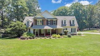 125 Backcove Dr, Moneta, VA 24121