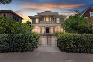 3845 10th St, Riverside, CA 92501
