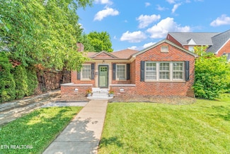 101 Adair Dr, Knoxville, TN 37918