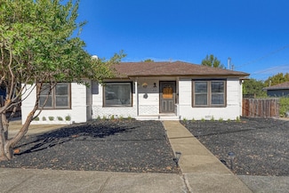 257 Edinburgh Ave, Monterey, CA 93940