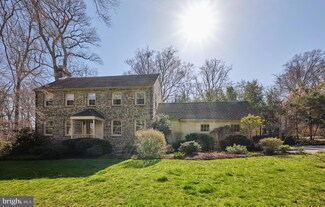 401 Colebrook Ln, Bryn Mawr, PA 19010