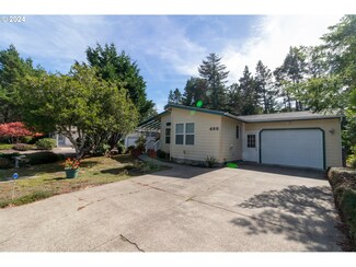 498 Sherwood Loop, Florence, OR 97439