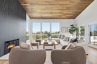 5204 Middlecrest Rd, Rancho Palos Verdes, CA 90275