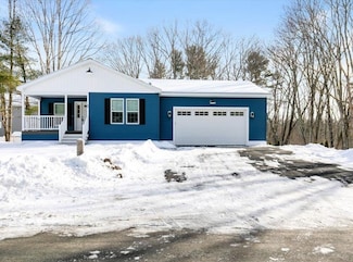 33 Theresa Ave, Salem, NH 03079