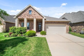 14611 Birchwood Falls Trail, Cypress, TX 77429