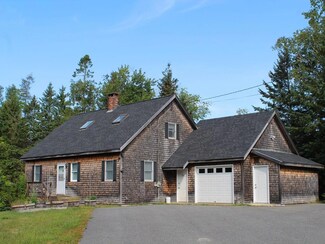 831 Indian Point Rd, Mount Desert, ME 04660