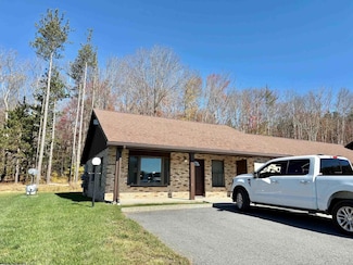 601 Woodside Dr, Thomas, WV 26292