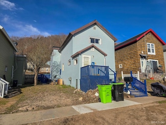 709 W Superior St, Munising, MI 49862