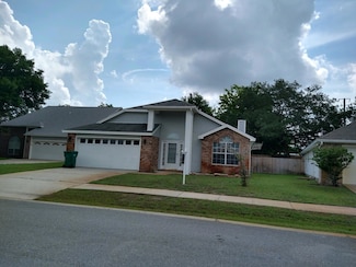877 Brande Ct, Shalimar, FL 32579