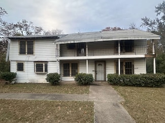 1552 Crescent Dr, Tyler, TX 75702